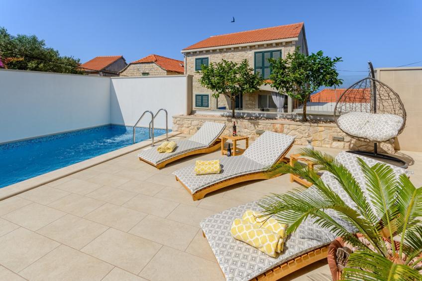 Villa Stone Pearl - Two Bedroom Holiday House with Pool - foto 54