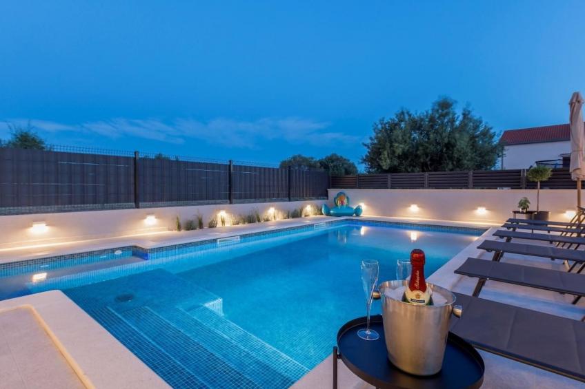 Villa Diana, modern gestaltet, in Dograde - foto 39