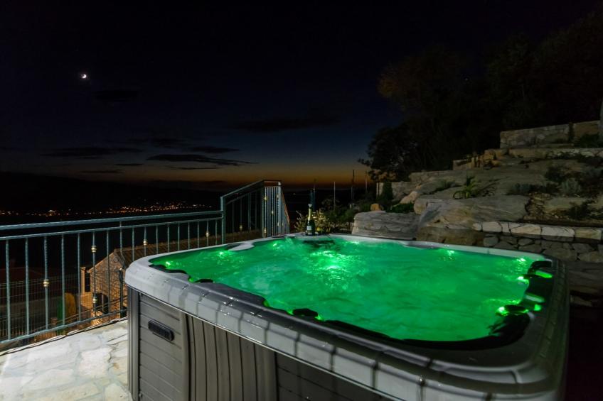 Villa Falcon Rook - Four-Bedroom Villa with Terrace and Swimming Pool - foto 56