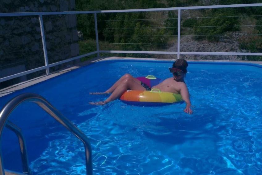 Liebevoll renoviertes altes Steinhaus mit Pool und wunderschönem Panoramablick - foto 13