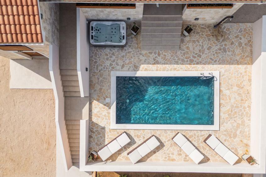 Villa Alora - foto 2