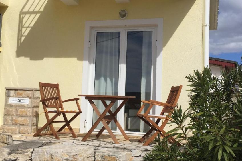 Wohnung in Novigrad mit Möblierter Terrasse - foto 16