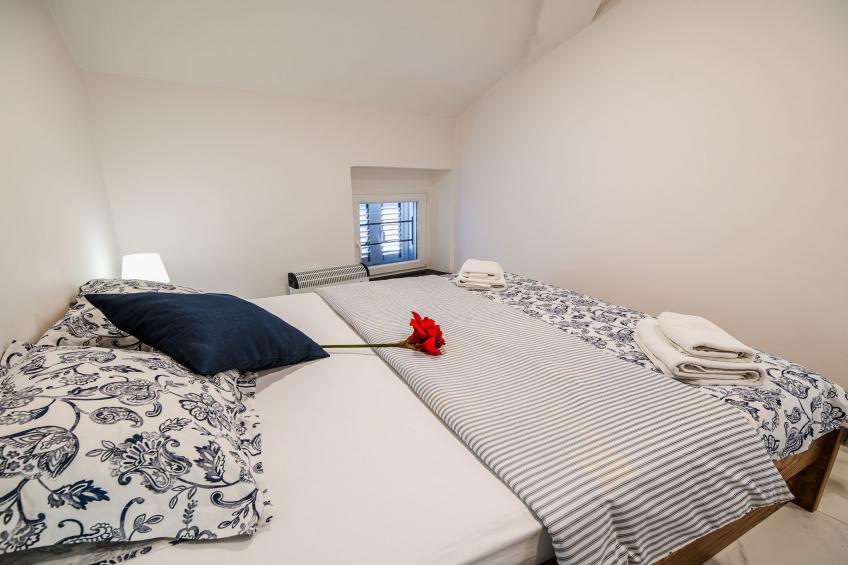 Sleek and Stylish Umag Apartments with Sea View - Two Bedroom Apartment with Terrace (owner 2) - foto 16