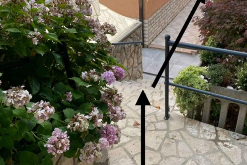 Vakantiewoning met een groot terras en zeezicht - VW-8XNR - foto 8