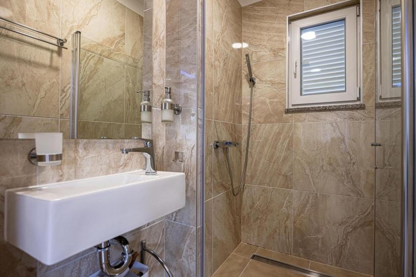 Schöne Villa Beauty für 6 Personen und 1 Kind - foto 18