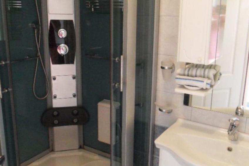 mit Blick auf das Wasser - foto 8