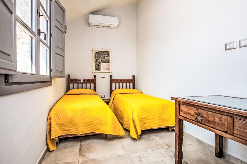 Stazzu Sarra di Monti - foto 34