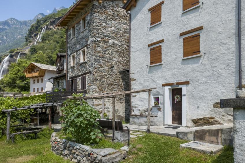 Borgonuovo Waterfall's House - foto 7