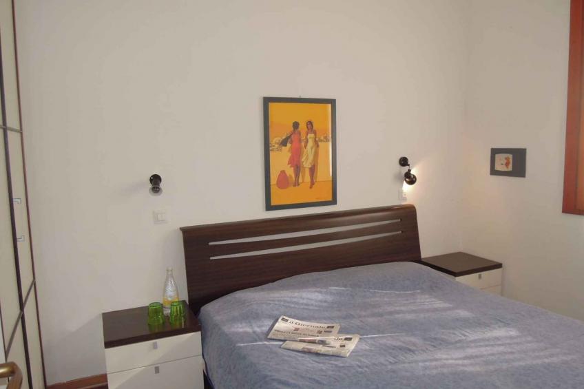 Holiday apartment with air conditioning, terrace and pool - BF-KYR7P - foto 3