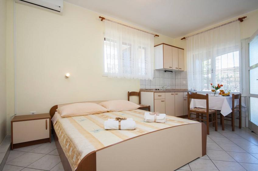 Apartments and Rooms Mikelin - Studio Jure 5 - foto 4