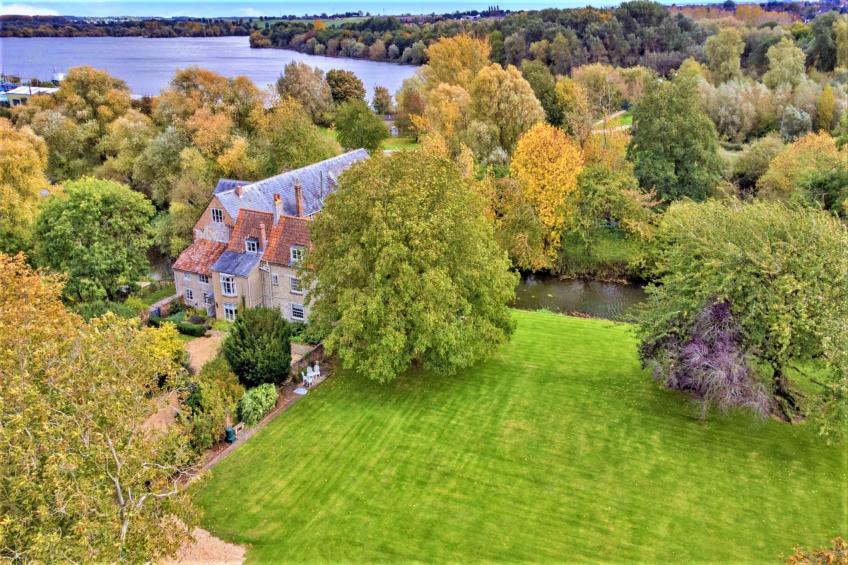 Islip Mill House - Beautiful Riverside Home - foto 26