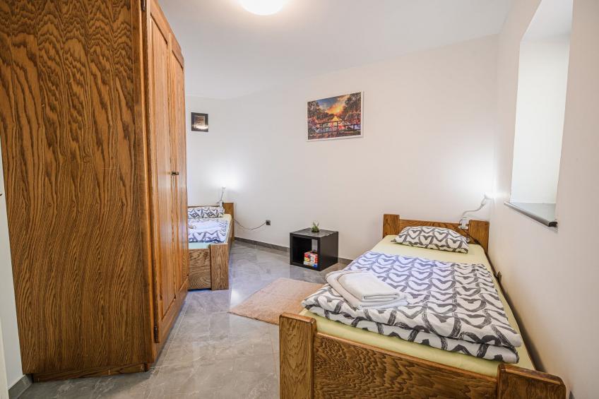 Sleek and Stylish Umag Apartments with Sea View - Two Bedroom Apartment with Balcony - foto 13