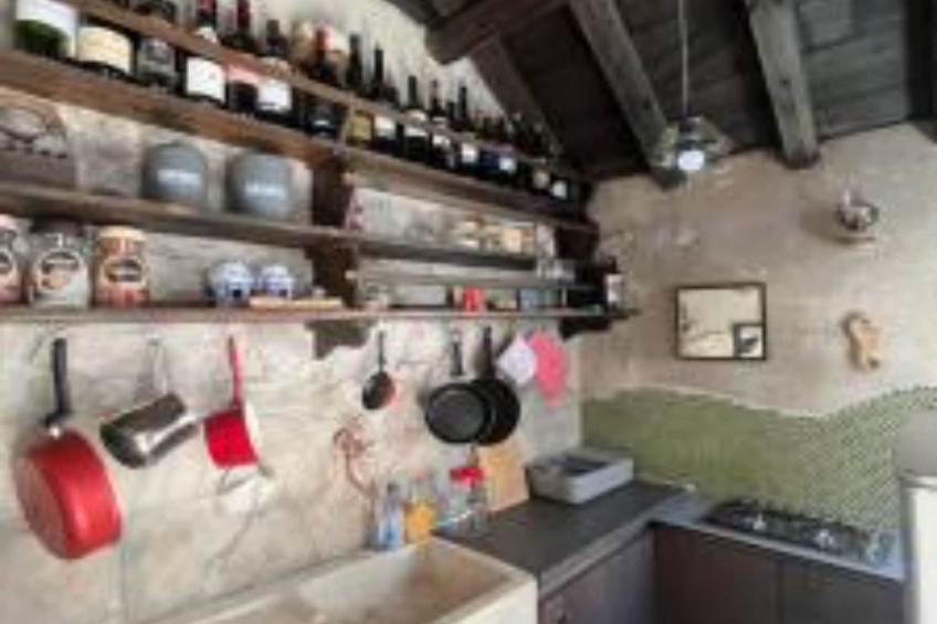 Romantic Stone House and Yard Near Stunning Beach - Two Bedroom Holiday Holiday Home  with  Patio and Terrace - foto 4