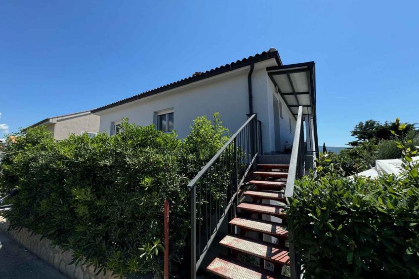 Holiday apartment Apartment Goldie 1° in town Krk near the center with air conditioning and Wi-Fi - BF-XZBMC - foto 7