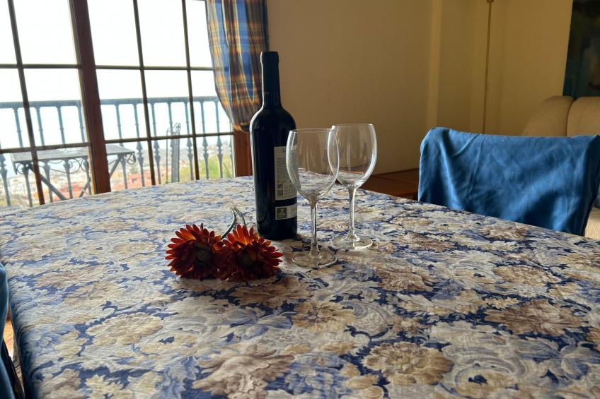 Apartment mit Balkon und Meerblick - foto 25