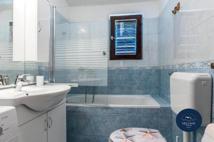 Villa Ivan apartment with balcony and sea view A1 - foto 48
