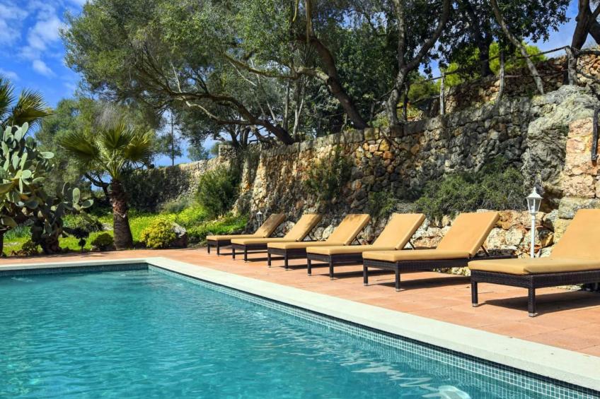 Finca in idyllischer Umgebung Pool & Klima 8 Pers