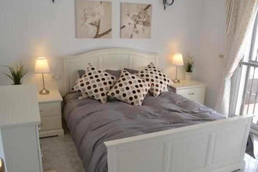 Villa mit Blick auf das Wasser - foto 2