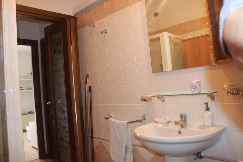 Vakantiewoning Appartement nabij het centrum met zwembad, airconditioning, parkeerplaats - BF-KM242 - foto 14