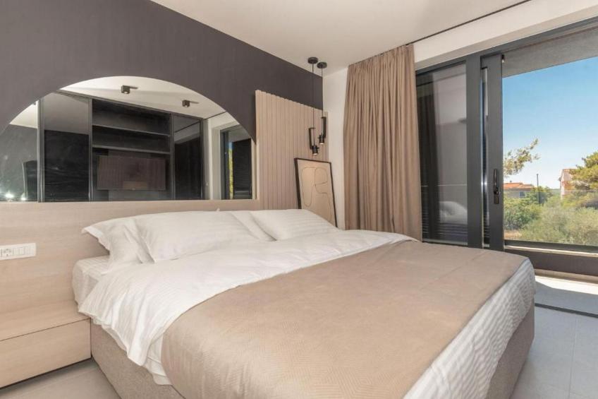 Luxury Contemporary Villa in Vodice with Pool, Sauna and Hot Tub - Four Bedroom Villa with pool - foto 10