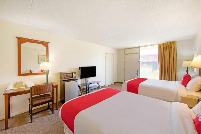 US_BPA001_2 Queen Bed Smoking - foto 19