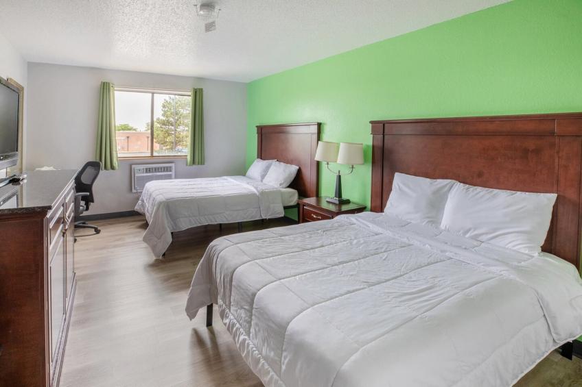 2 Full Beds Non-Smoking
