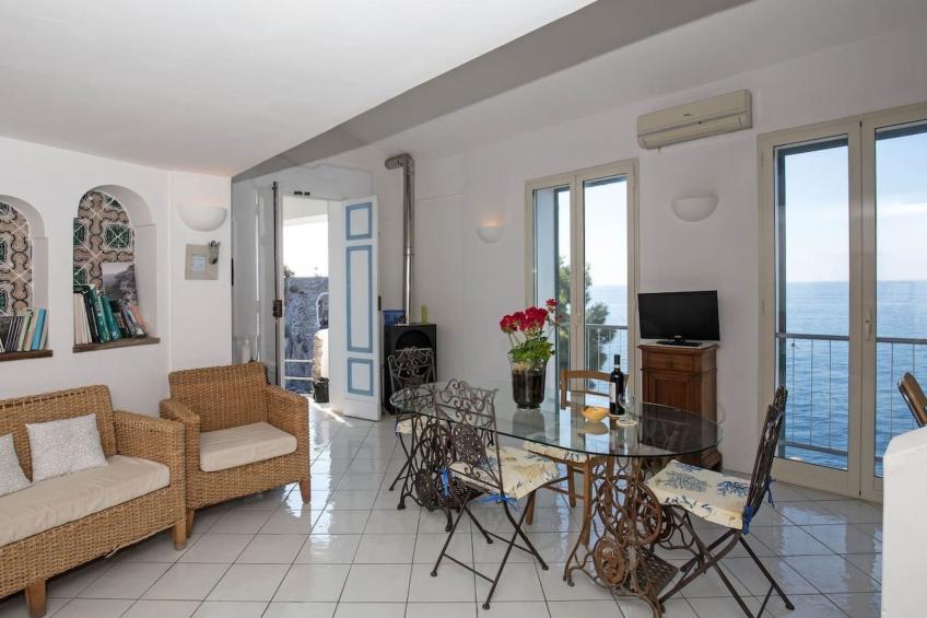 Villa auf einer natürlichen Klippe mit Blick auf das Meer, nur wenige Schritte - foto 3