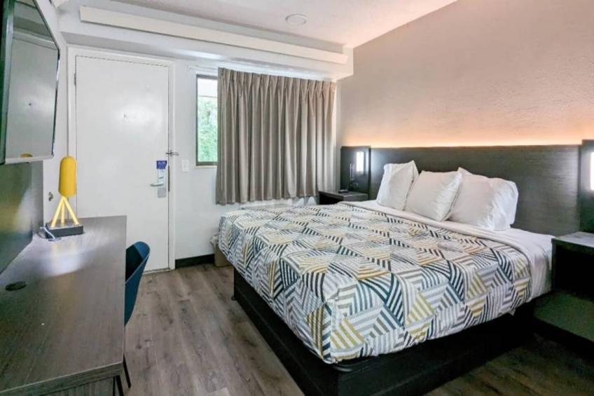 1 King Bed - foto 5