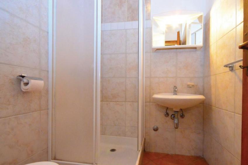 in Dobropoljana mit Freiterrasse - foto 20