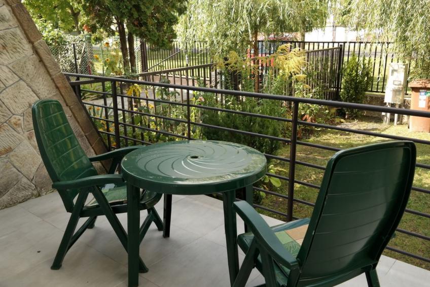 Doppelhaushälfte für sechs Personen mit Terrasse - foto 8