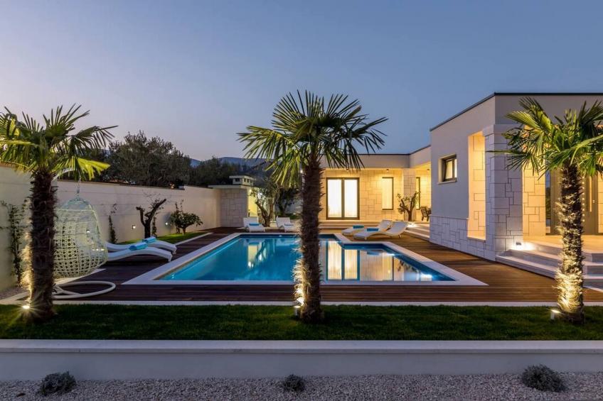Sophisticated Oasis Residence Villa with Pool - Three Bedroom Villa with Pool - foto 34
