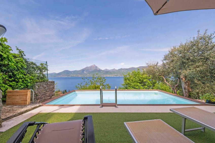 Privater Pool und herrlicher Seeblick - foto 12