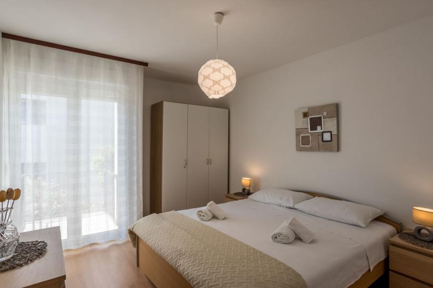 Komplex Oliva mit Pool und großem Garten - foto 73