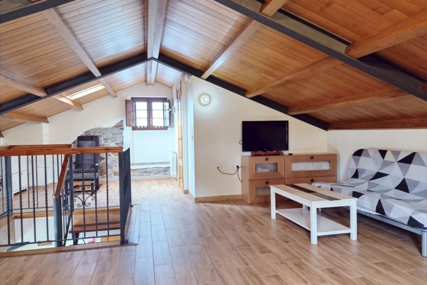 Schönes Duplex mit Aussicht, Pool und Garten - foto 19