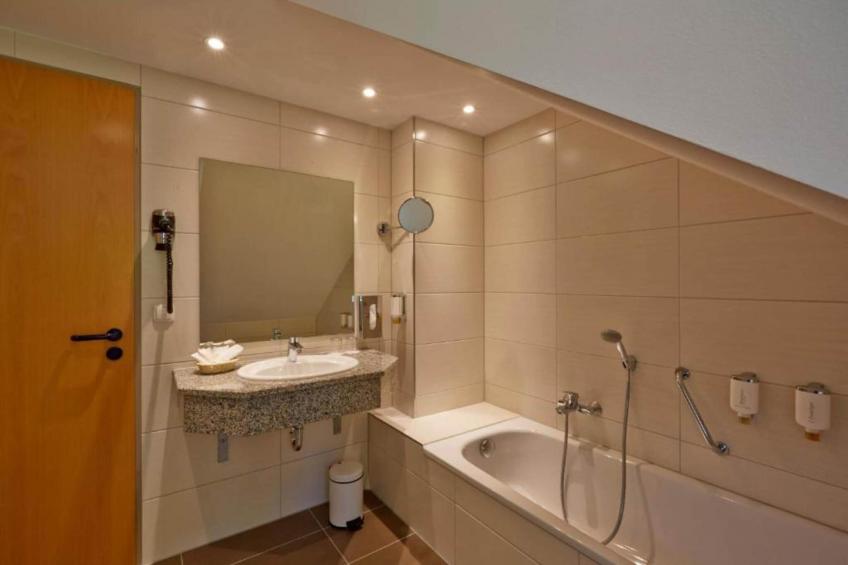 Sunday Hotel Friedrichroda Junior Suite - foto 10