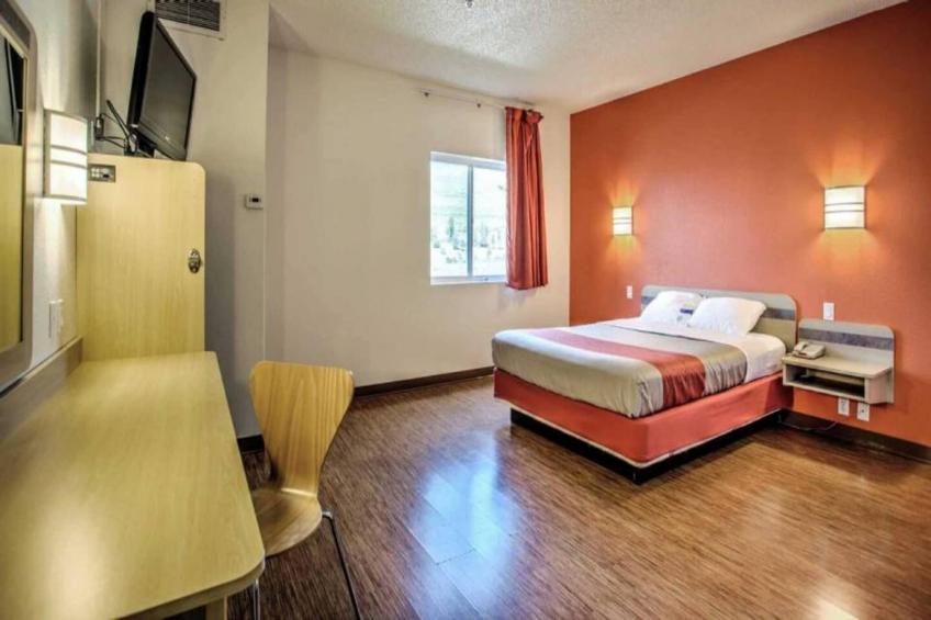 1 Queen Bed  Mobil Acces Tub Nsmk Minifridg - foto 7