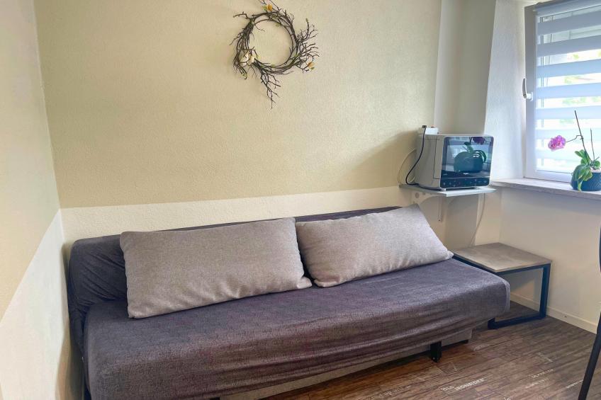 F001 Apartment mit Doppelbett