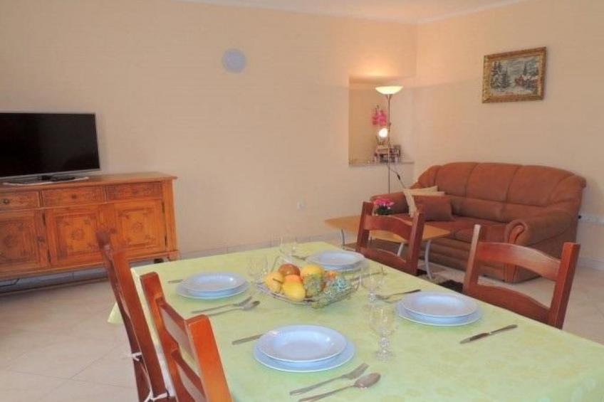 Große Wohnung in Gabonjin mit Eigener Terrasse - foto 5