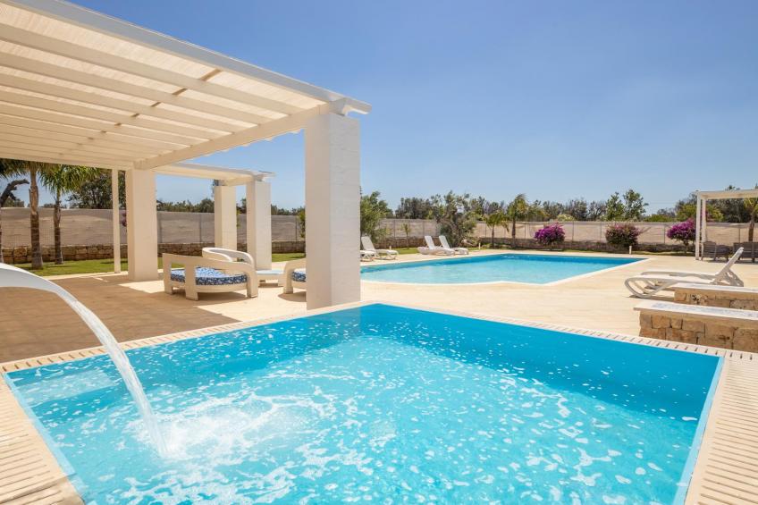 Malaspina Luxury Pool - foto 20