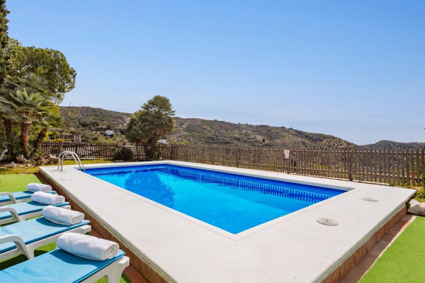 Privates Schwimmbad mit Grill und Feuerstelle - foto 34