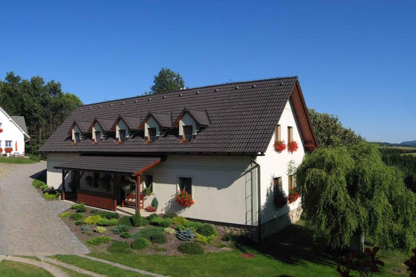 Vakantiehuis met grote lounge in Adrspach rotsen - BF-GYN8