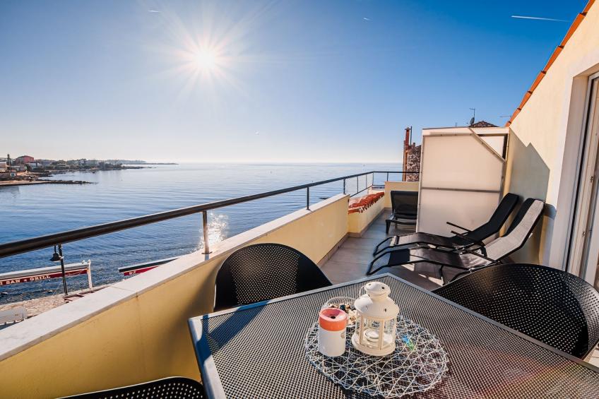 Sleek and Stylish Umag Apartments with Sea View - Two Bedroom Apartment with Terrace (owner 2) - foto 26