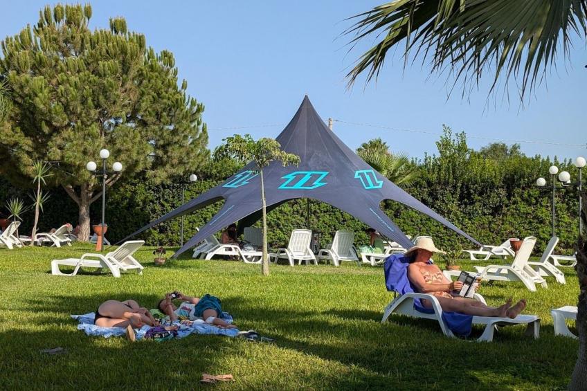 in Marsala mit Terrasse, gemeinschaftlichem Pool und Grill