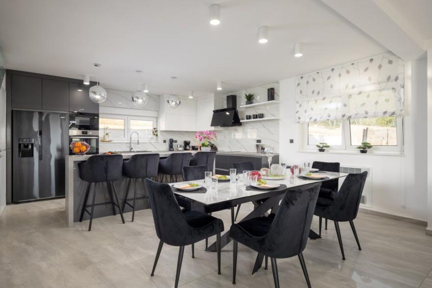 Villa Bura mit Pool und tollem Ausblick - foto 14