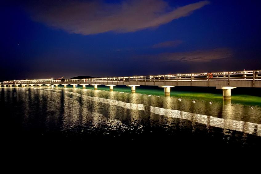 Yacht Overtime im Hafen der Marina Braunsbedra - foto 40