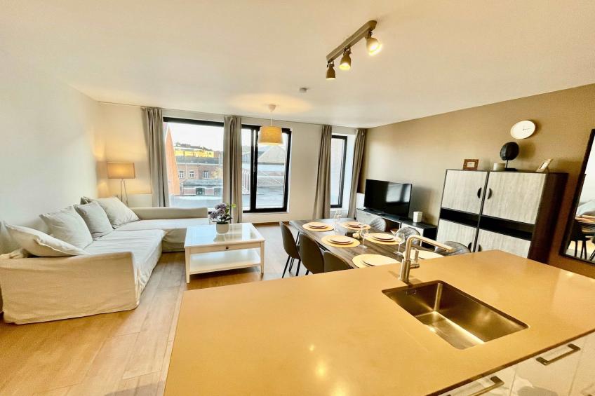 Modern 2BR 1/5 BA Near Diamond District by OneLuxStay - foto 16