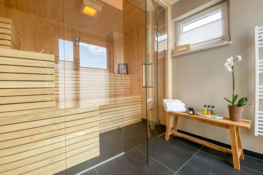 Modernes Ferienhaus mit Sauna, Seeblick, Dachterrasse und Garten - foto 31