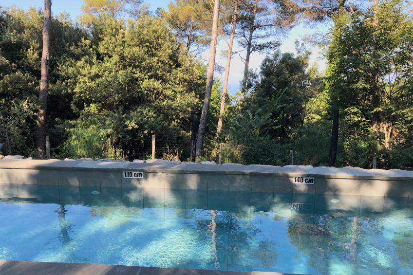 Zypressen, ein Haus im Wald an der ligurischen Riviera - foto 36