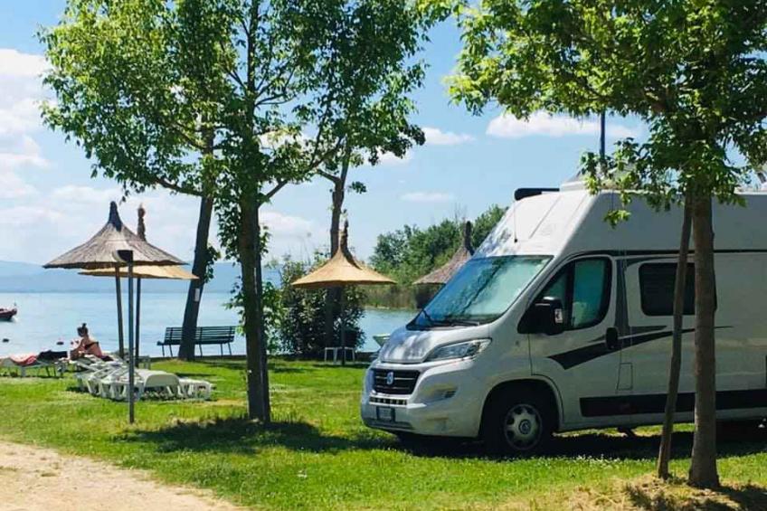 Stacaravan met airconditioning en houten veranda - VW-6KPHW - foto 18