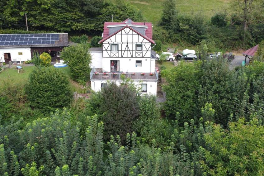 in Waldbreitbach mit Whirlpool - foto 36